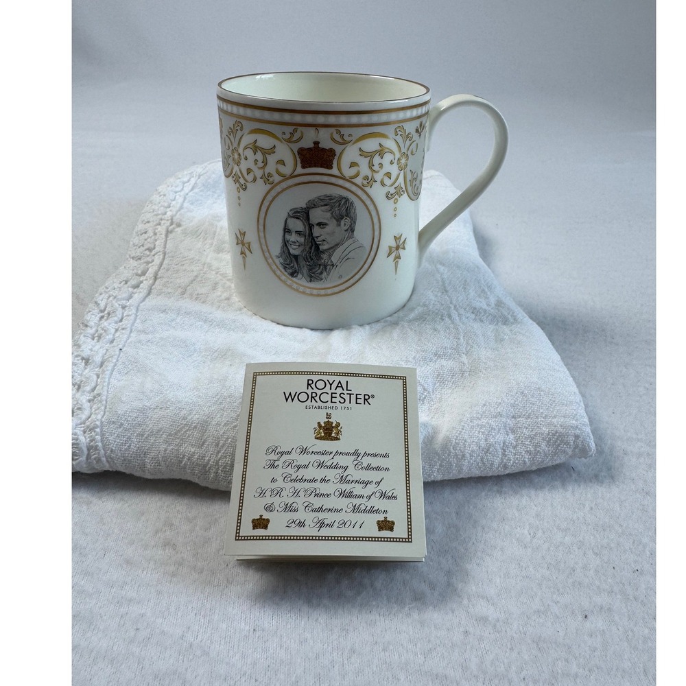 Royal Wedding Royal‎ Worcester Mug White Gold Prince William Kate 2011